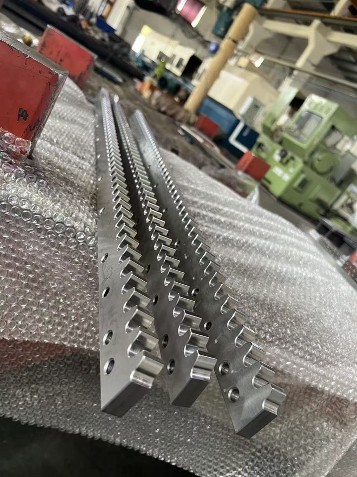 Rack ends and tooth details