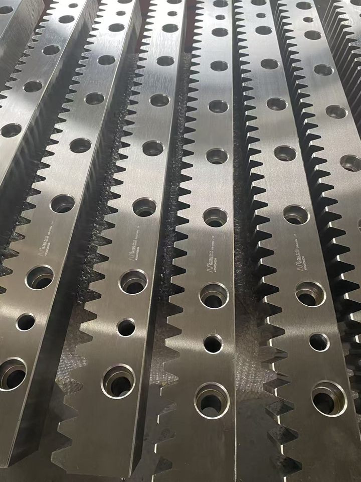 Ground straight racks for continuous mounting