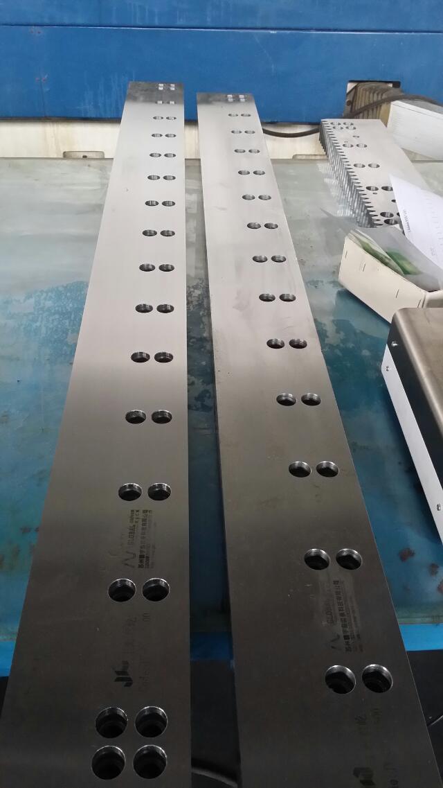 Rectangular guideways
